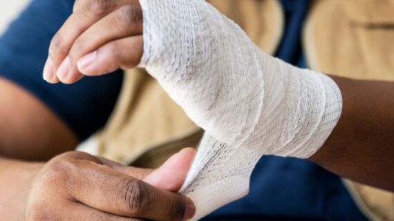 Man Hand Bandage 1 - gamatbiogold.com